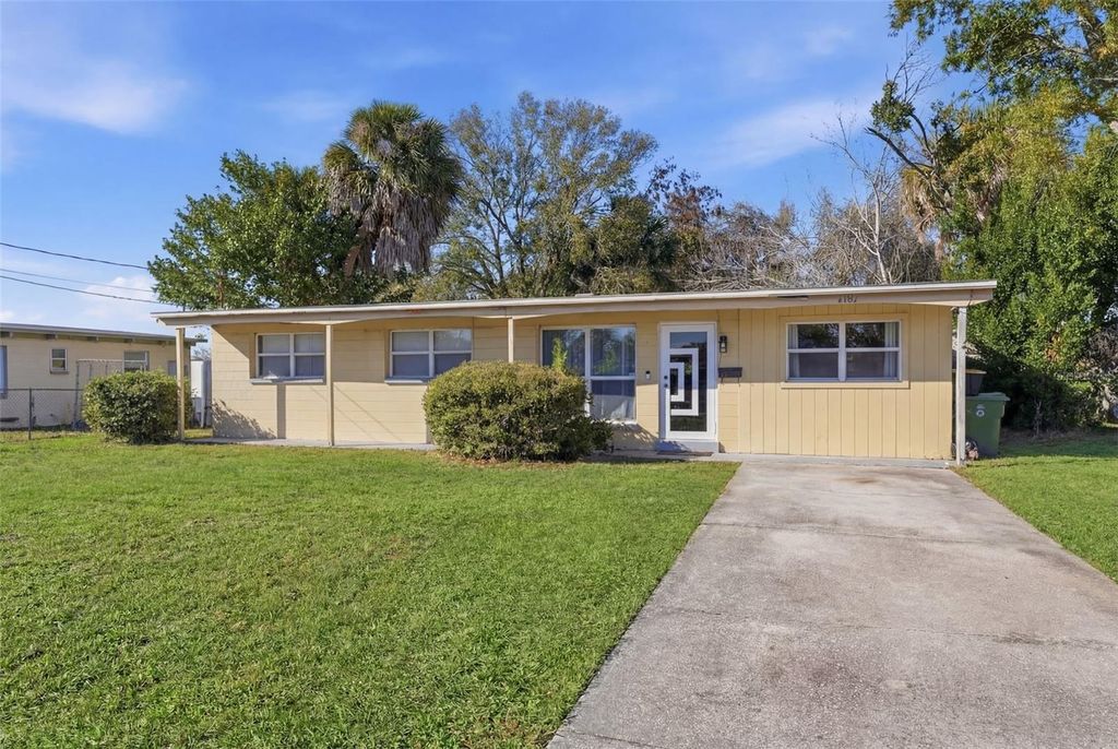 Photo of 4103 W Pearl Avenue, Tampa, FL 33611 (MLS # W7883434)
