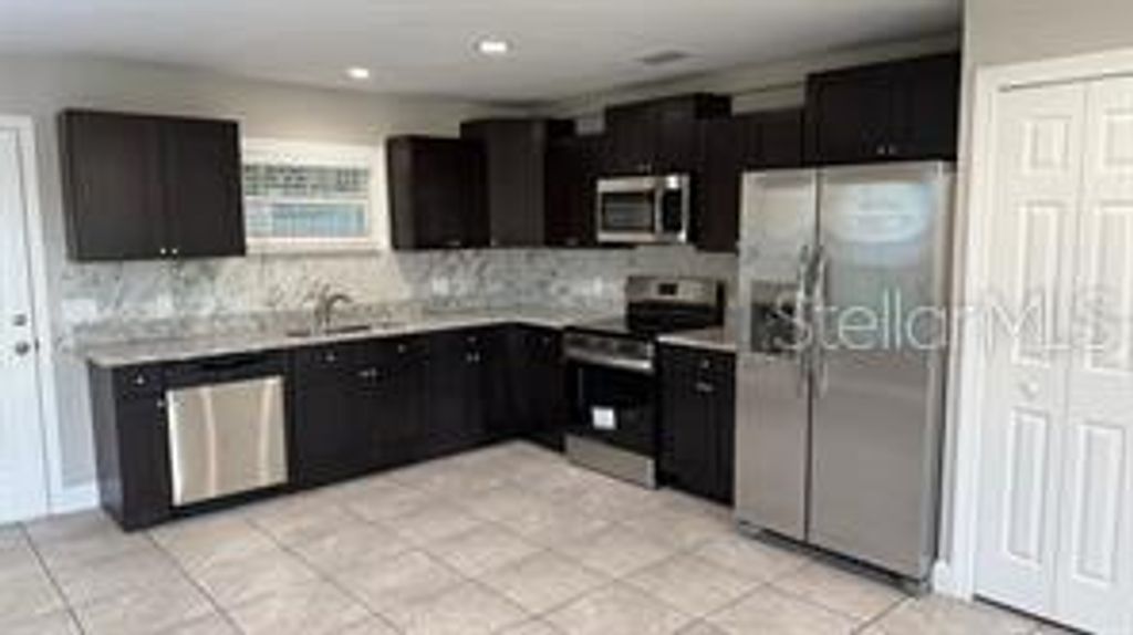 Photo of 192 Julie Lane, Auburndale, FL 33823 (MLS # S5146438)