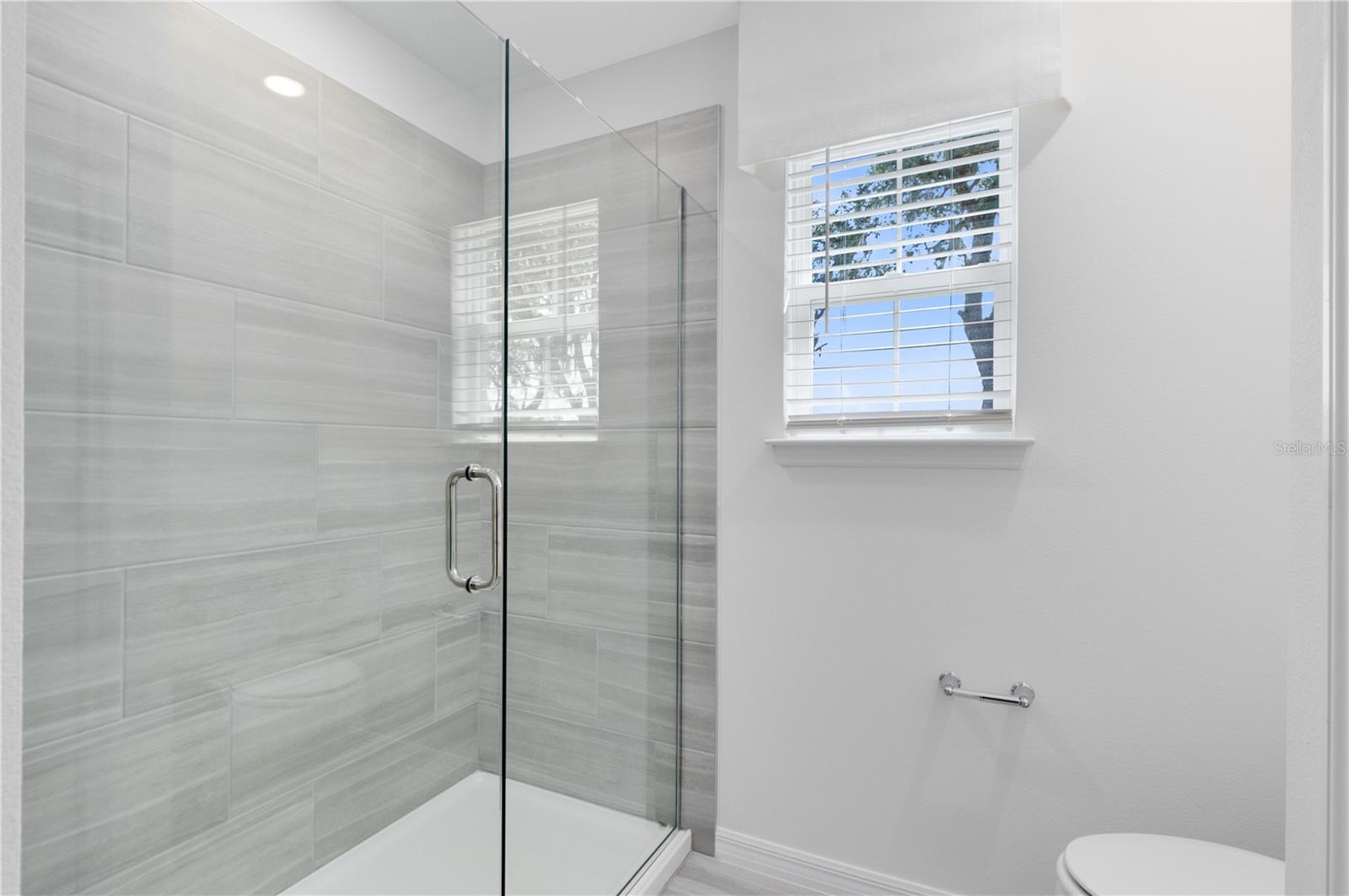 THE COVE AT NONA SOUND - Residential