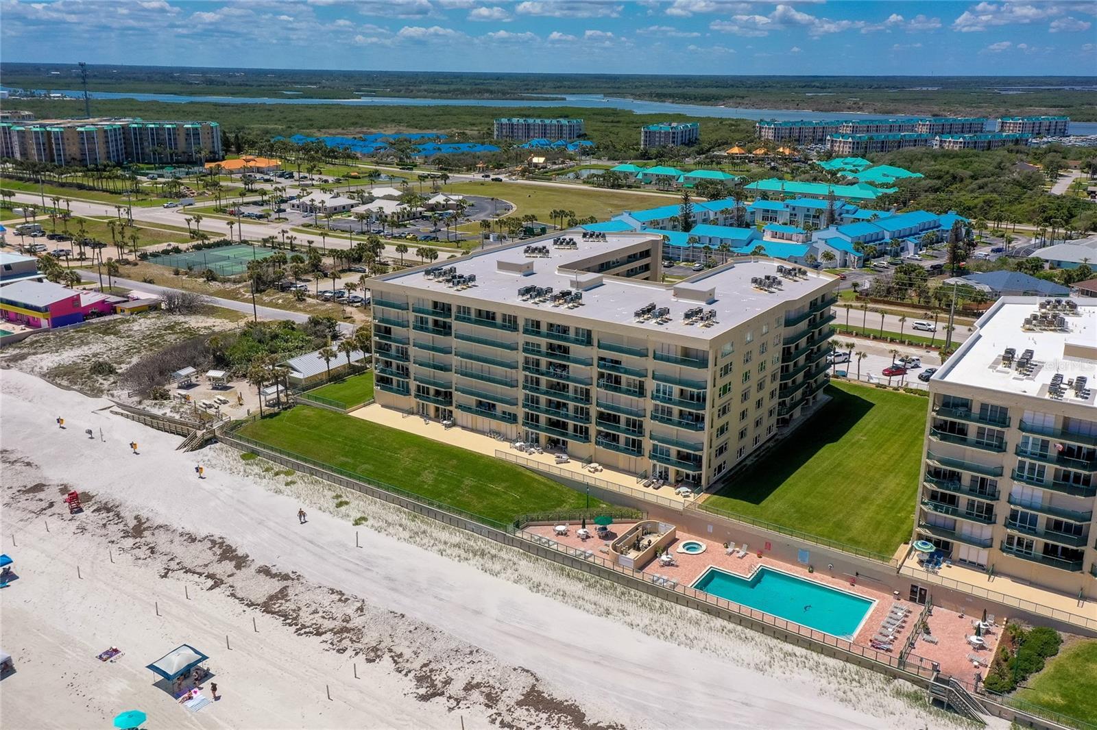 TOWERS AT PONCE INLET TOWER 01 CONDO - Residential