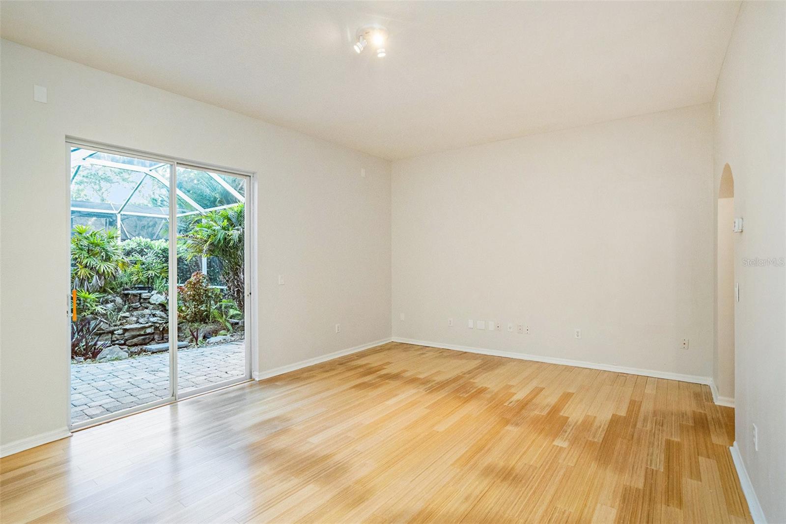 WESTCHASE SEC 375 - Residential