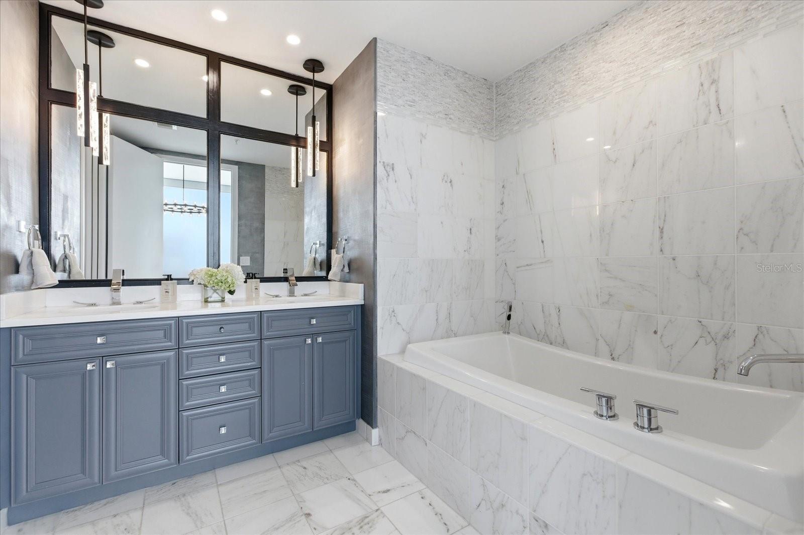 VUE/LK EOLA - Residential