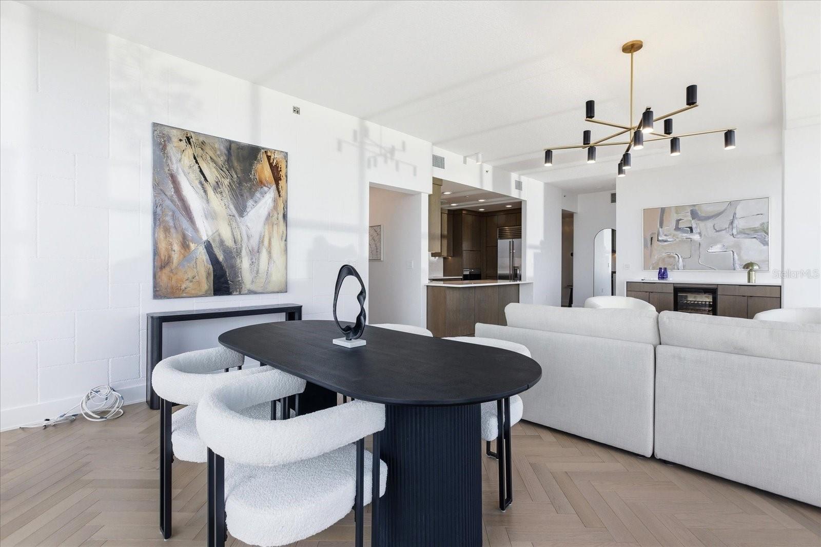 VUE/LK EOLA - Residential