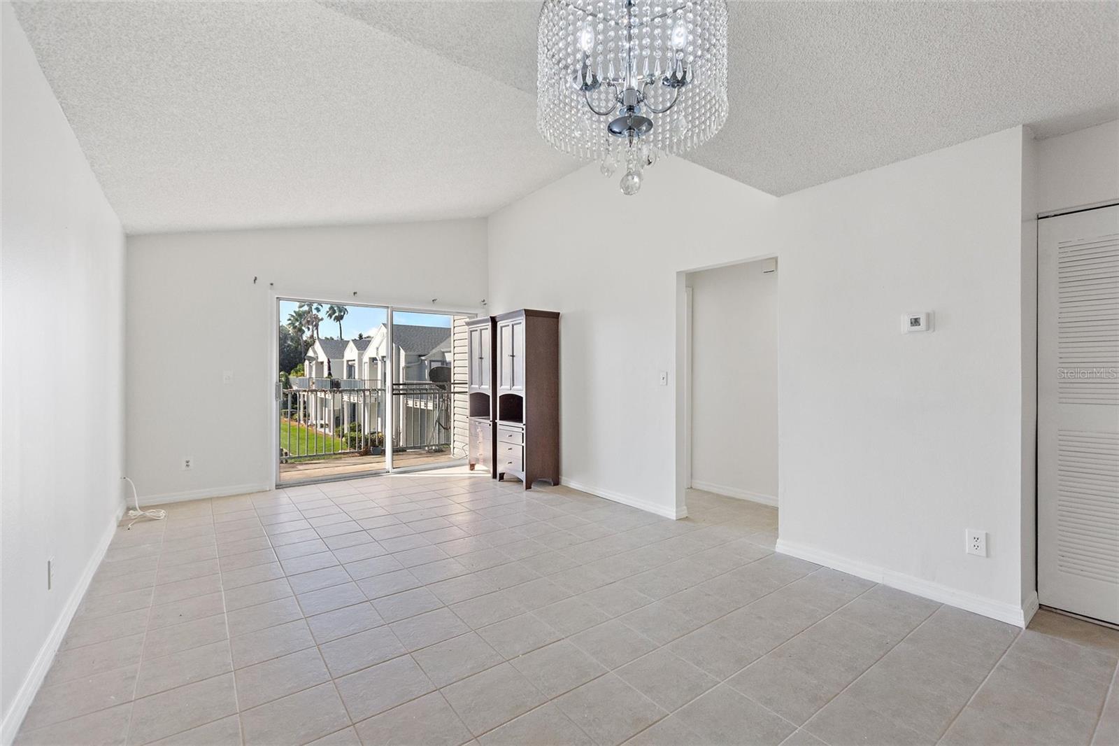 DOCKSIDE CONDO - Residential