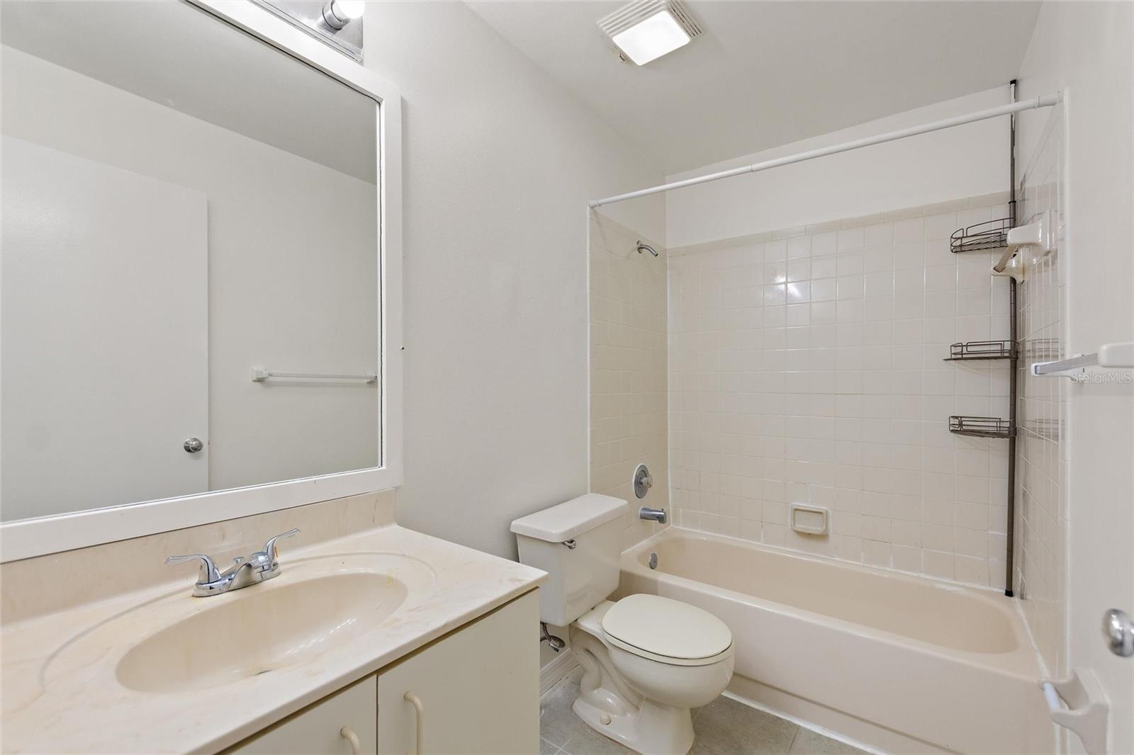 DOCKSIDE CONDO - Residential