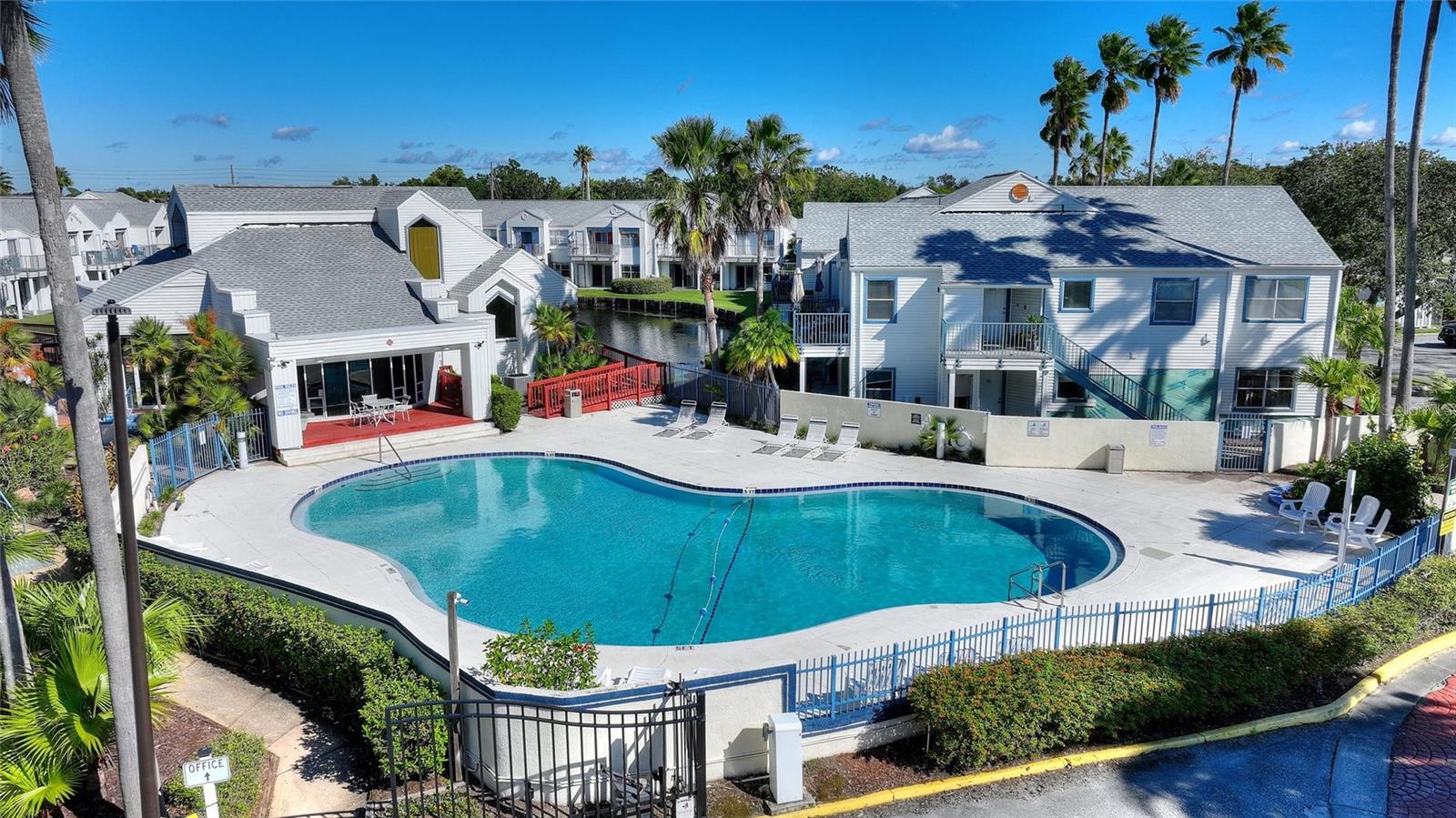 DOCKSIDE CONDO - Residential