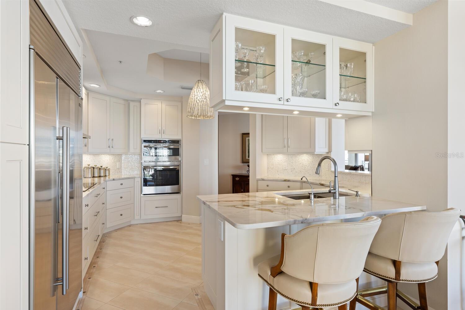 THE TOWER RESIDENCES - Residential