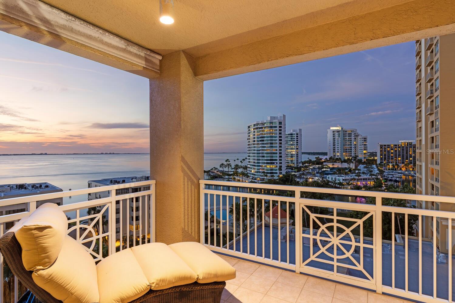 THE TOWER RESIDENCES - Residential