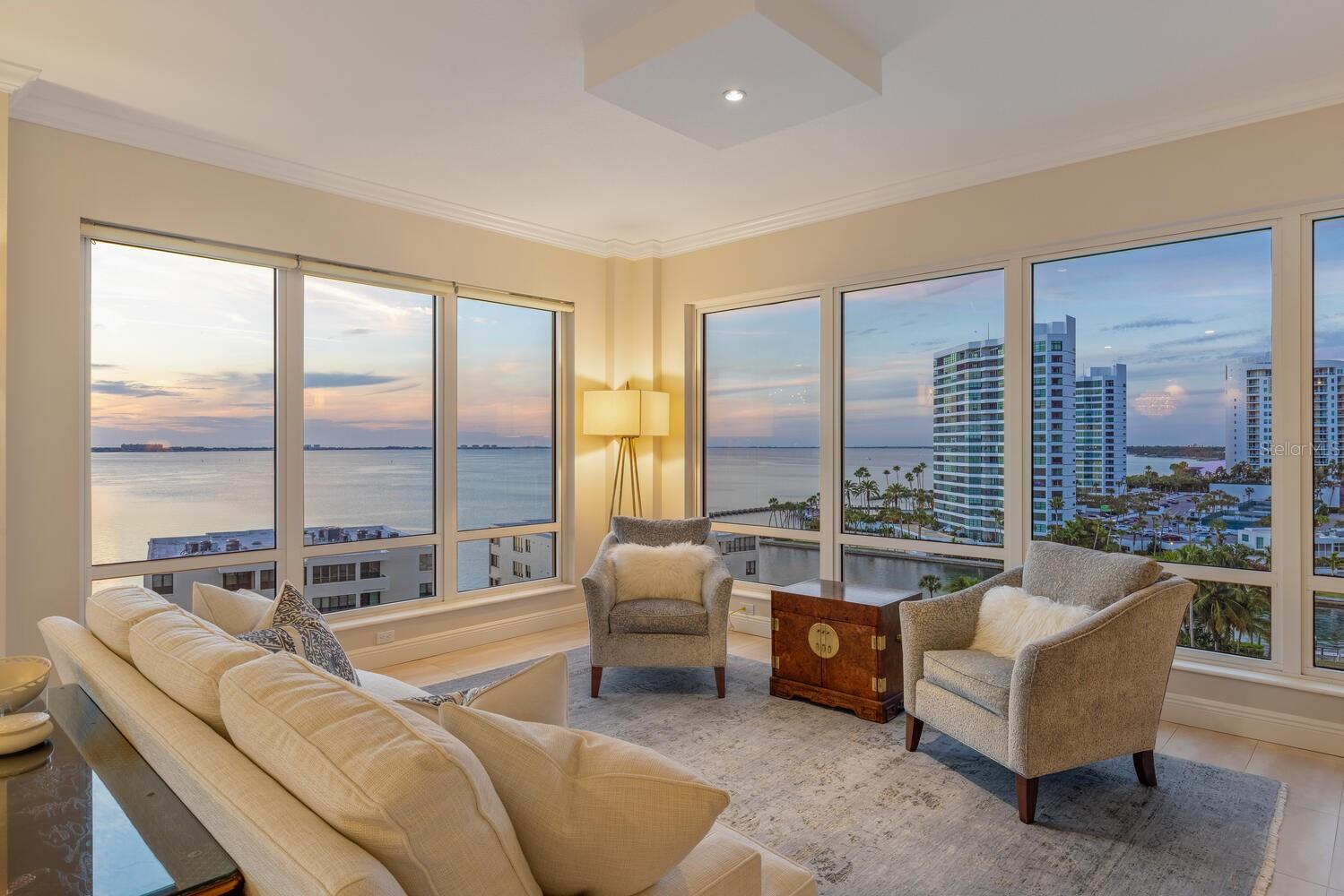 THE TOWER RESIDENCES - Residential