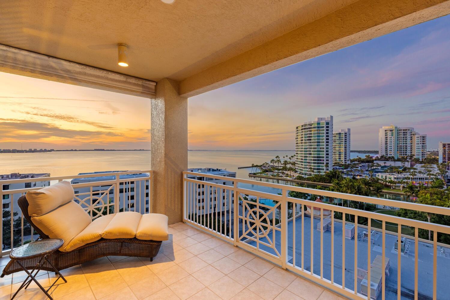 THE TOWER RESIDENCES - Residential