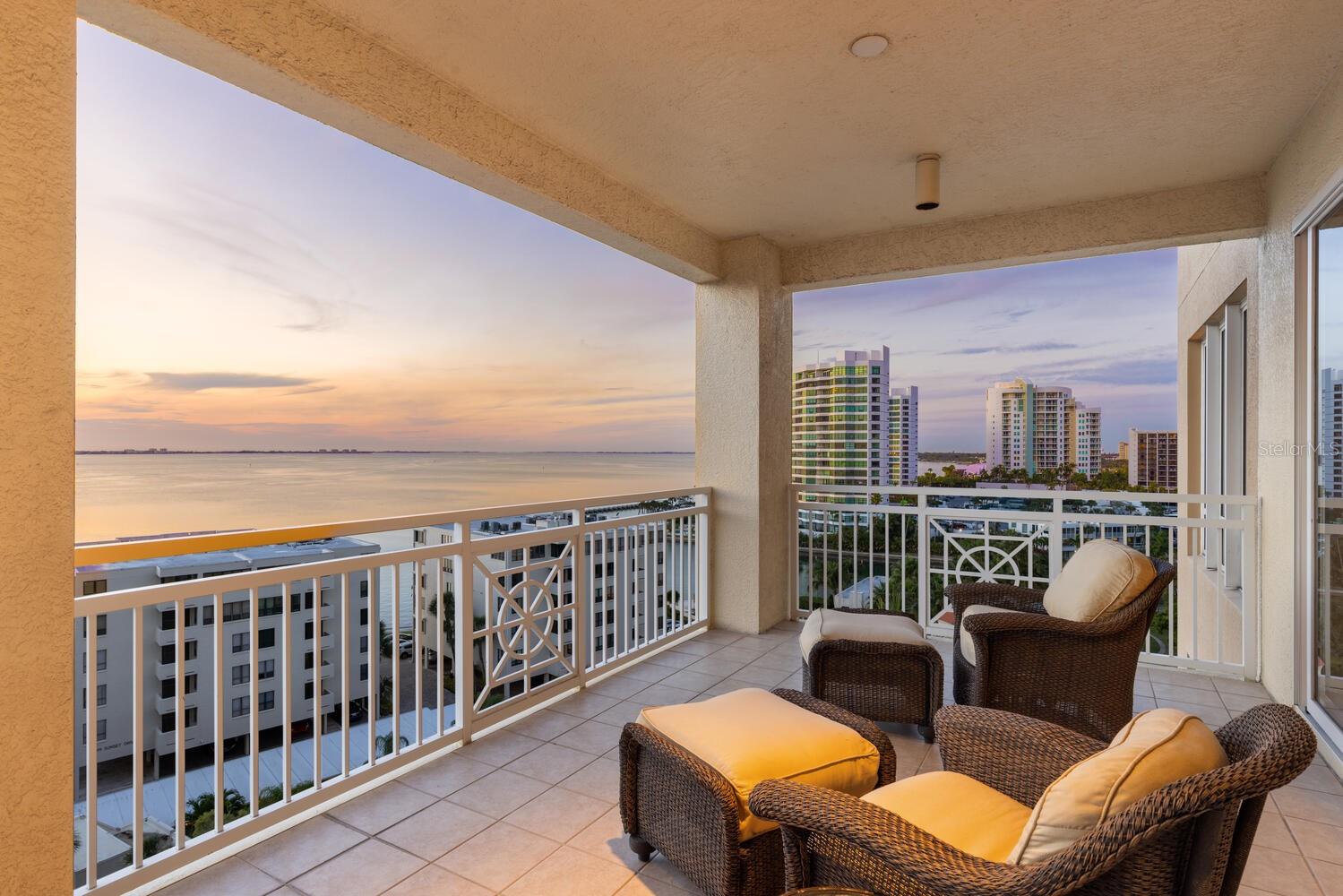 THE TOWER RESIDENCES - Residential