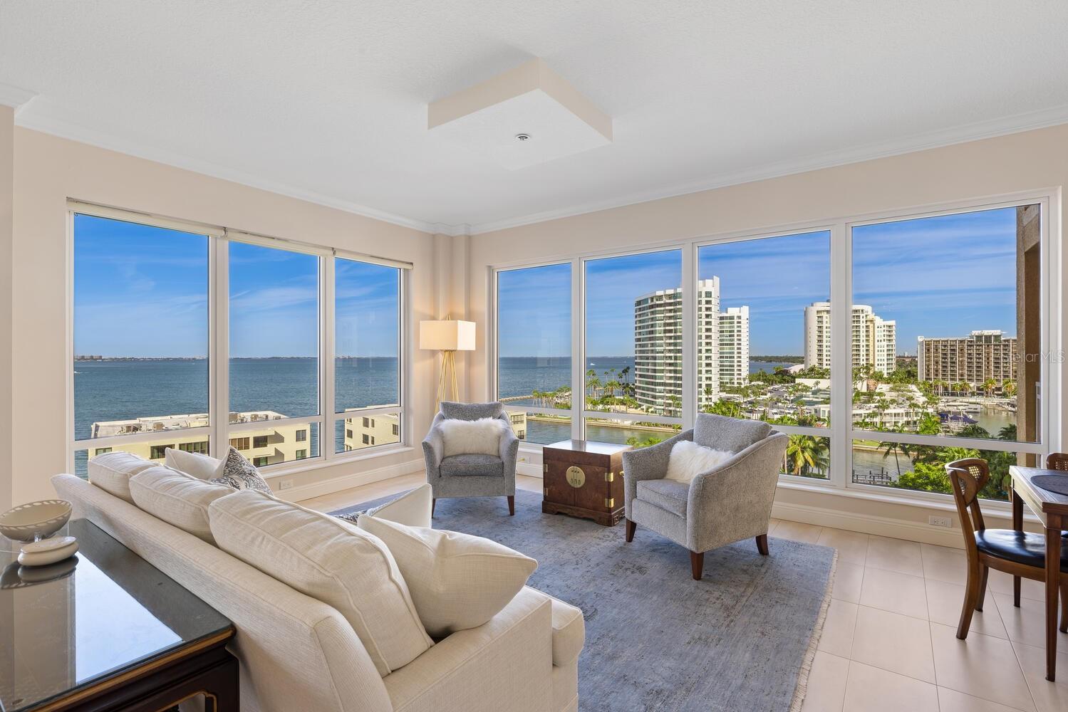 THE TOWER RESIDENCES - Residential