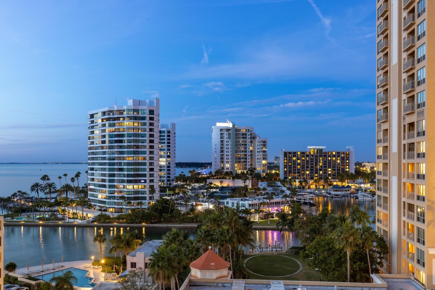 THE TOWER RESIDENCES - Residential