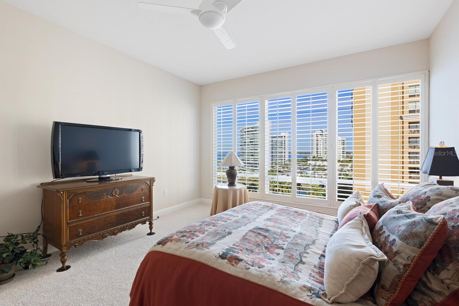 THE TOWER RESIDENCES - Residential