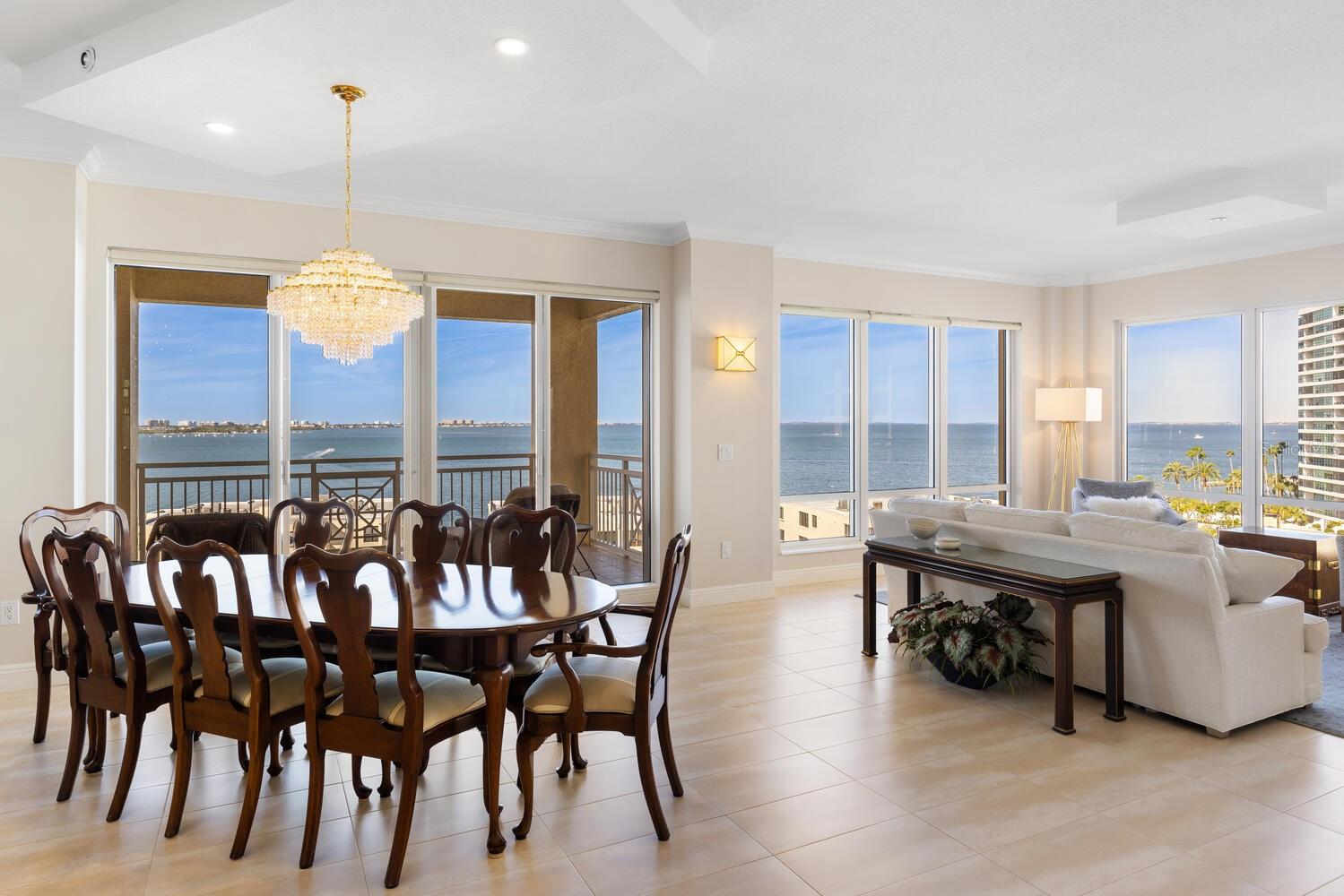 THE TOWER RESIDENCES - Residential