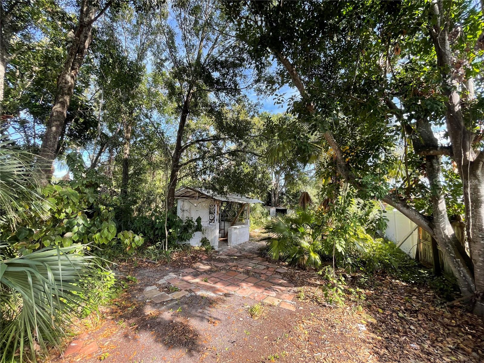 HOYTS A A SUB - Residential Income