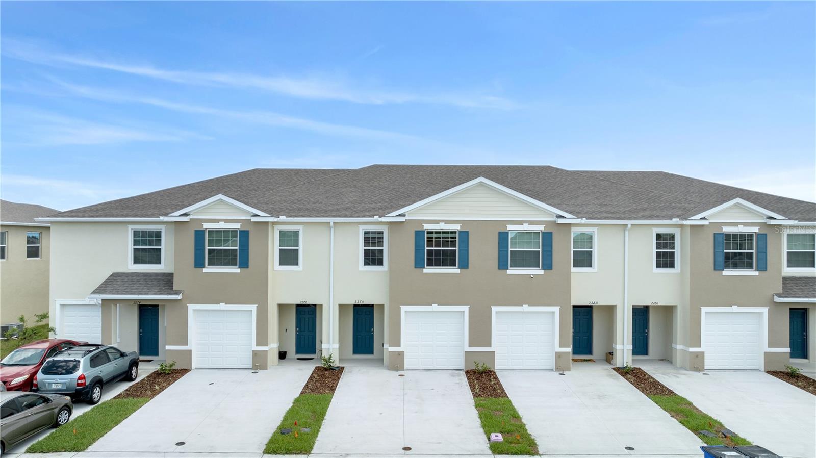 THOMPSON GROVE - Residential Lease