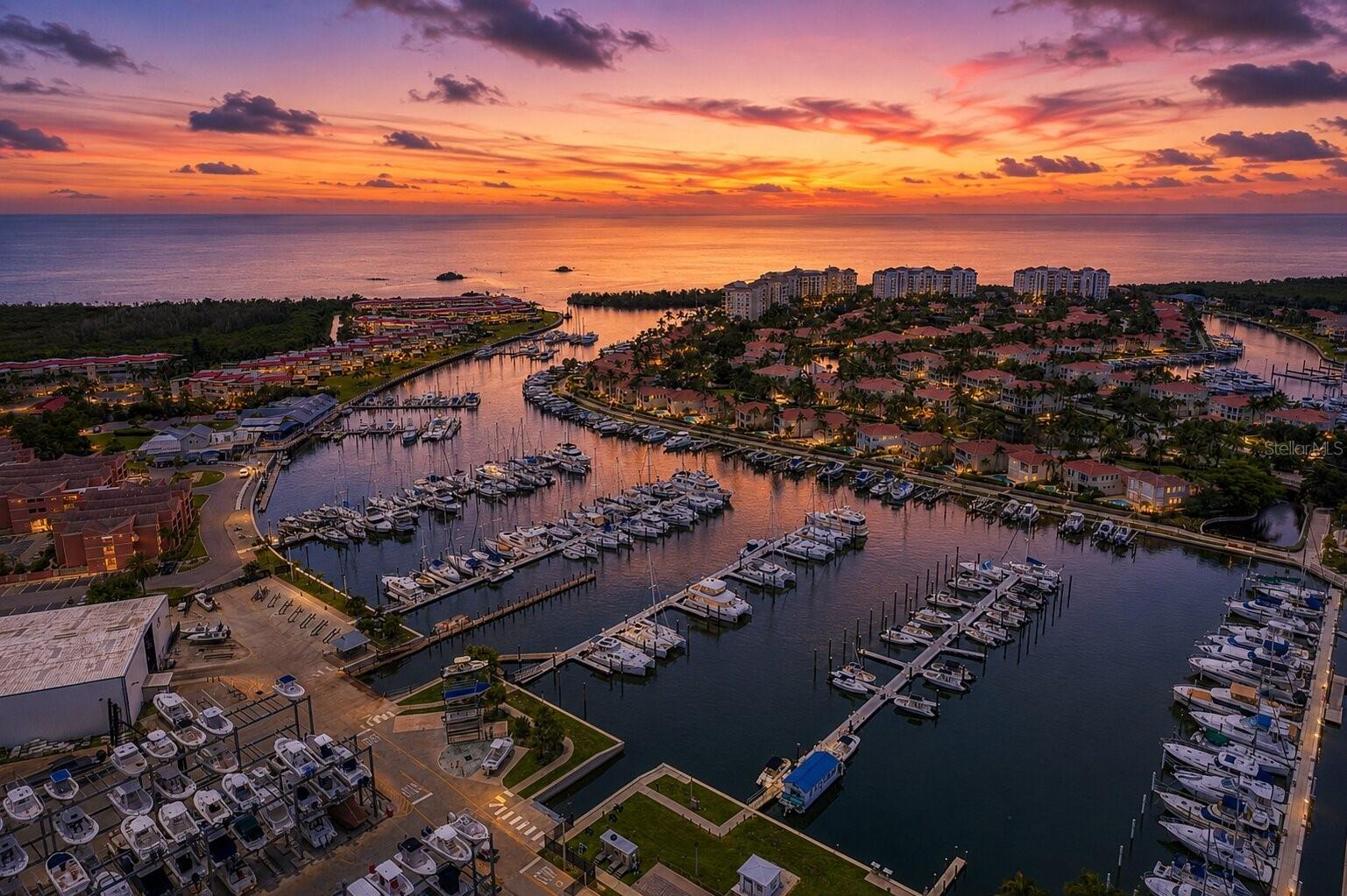 3329 SUNSET KEY CIRCLE 204
