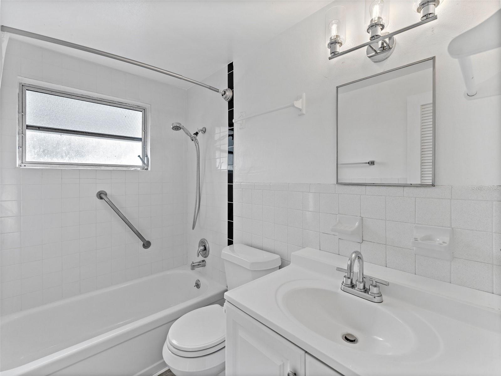 CREST RIDGE GARDENS - Residential Lease