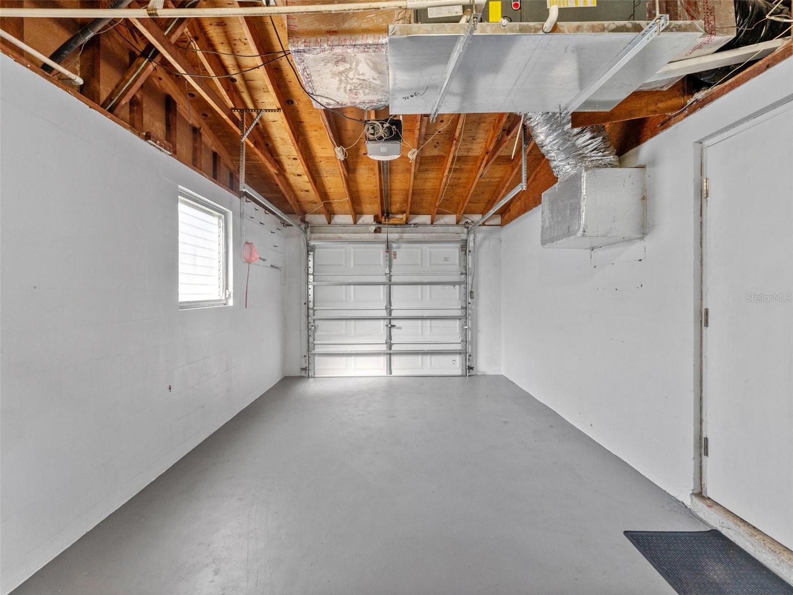 CREST RIDGE GARDENS - Residential Lease