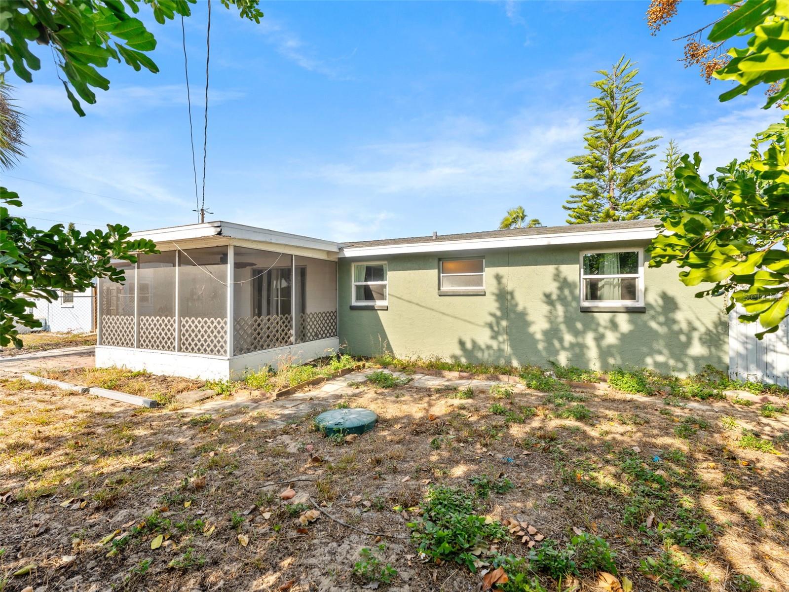 CREST RIDGE GARDENS - Residential Lease