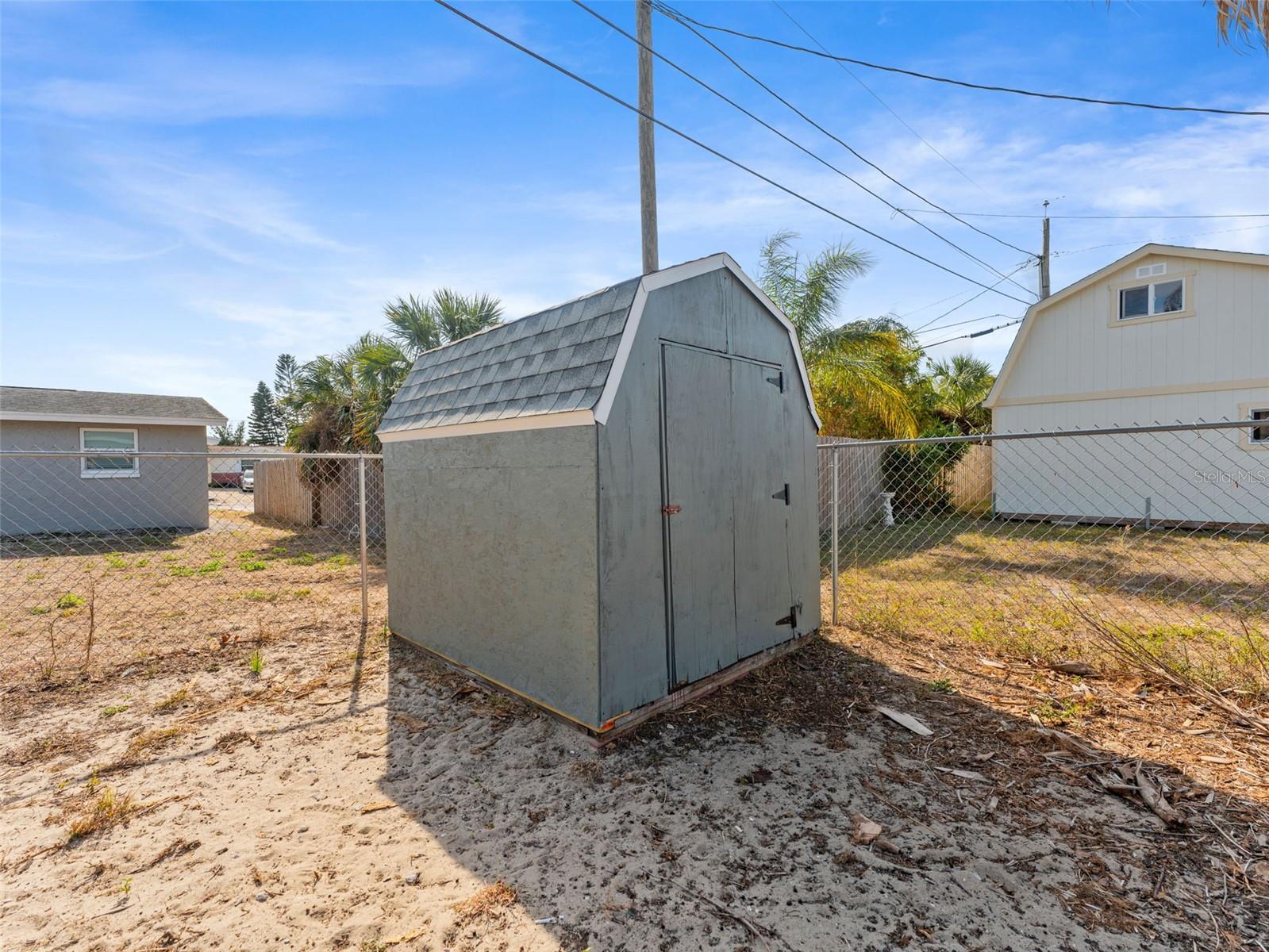 CREST RIDGE GARDENS - Residential Lease