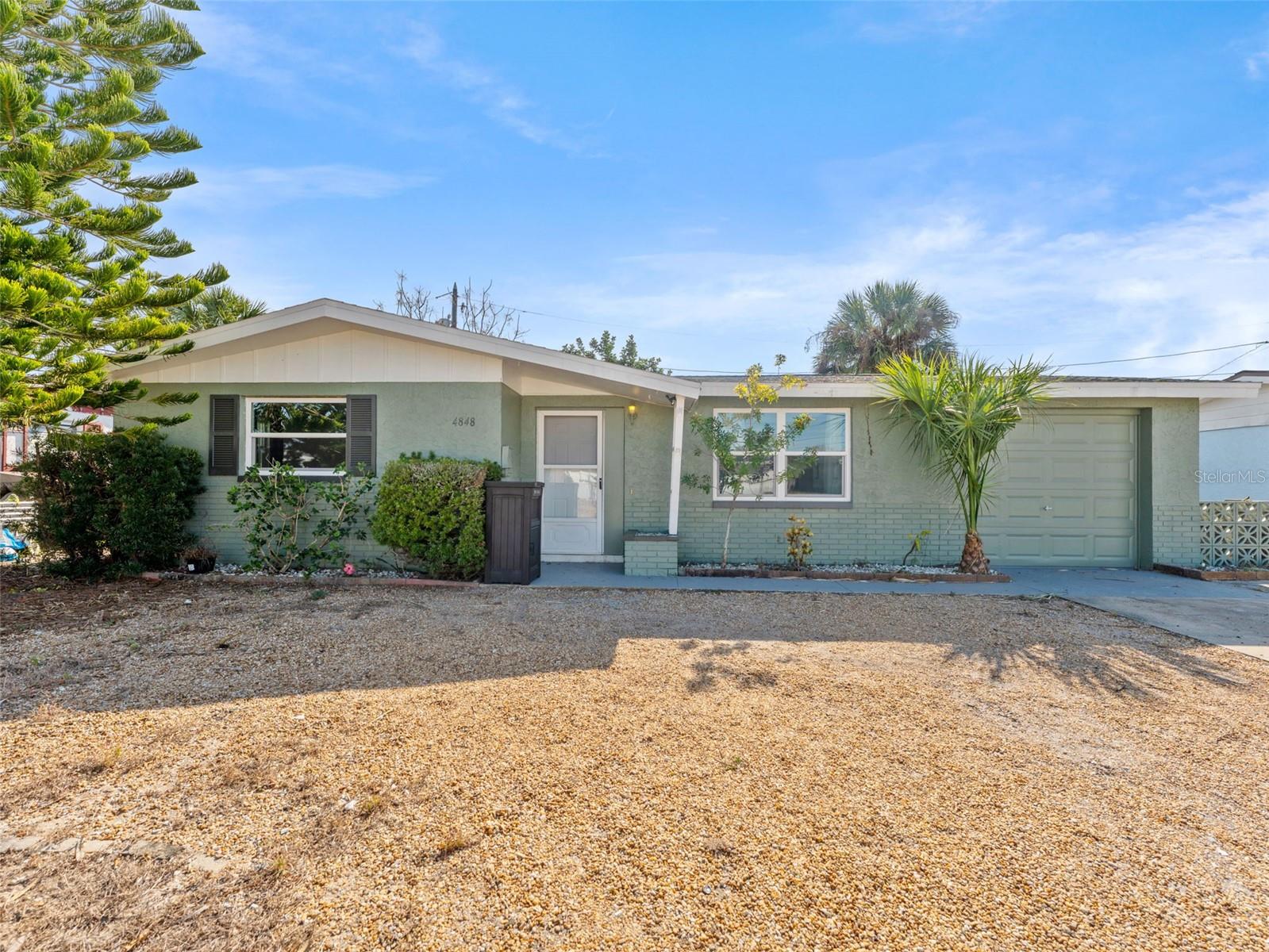 CREST RIDGE GARDENS - Residential Lease