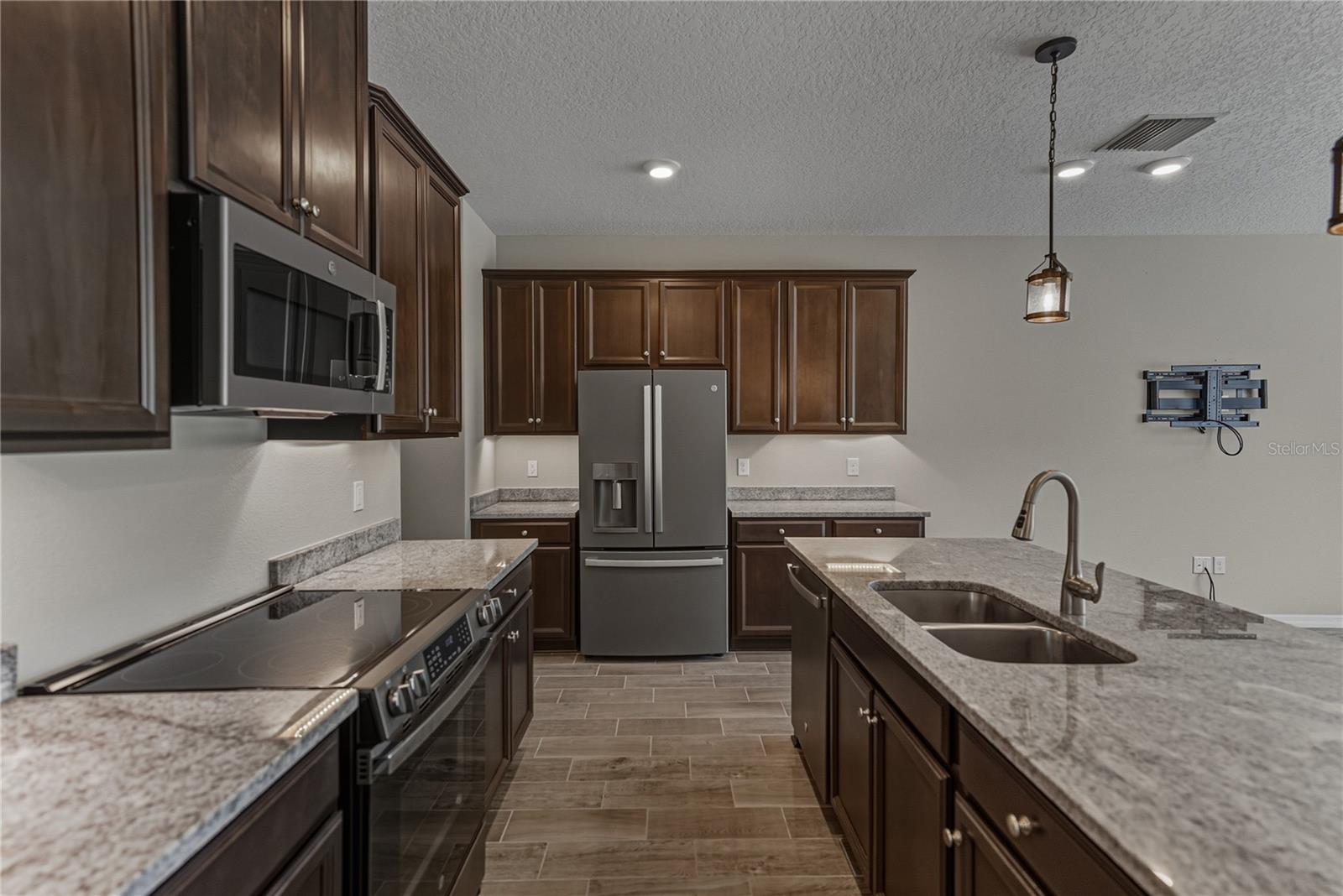 LONG LAKE RANCH VILLAGE 6 PRCL A - Residential