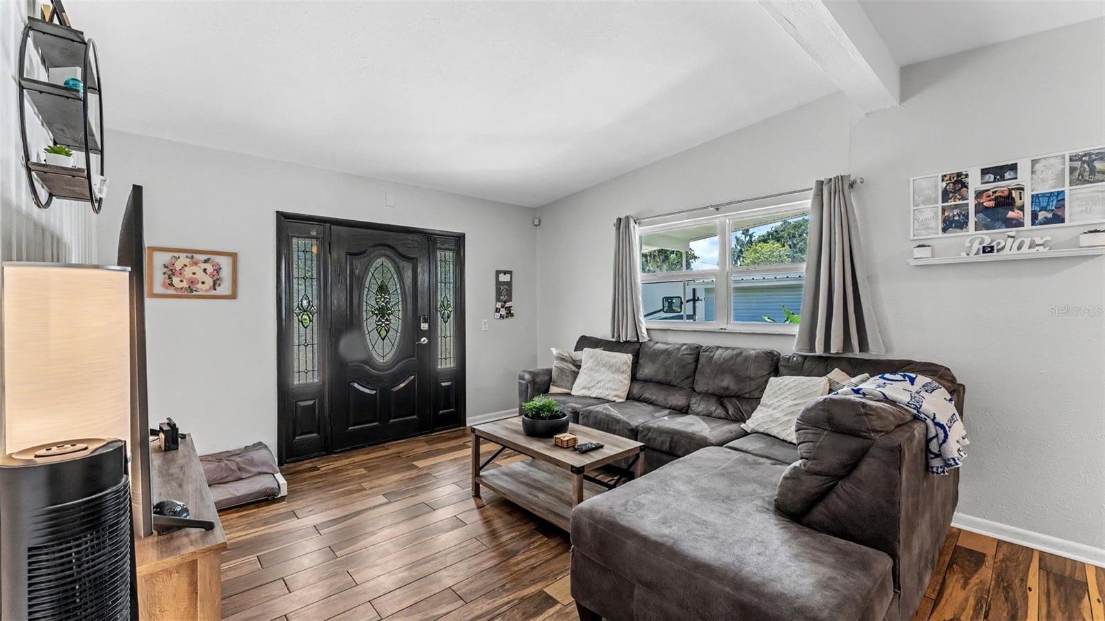 680 SUNSET DRIVE