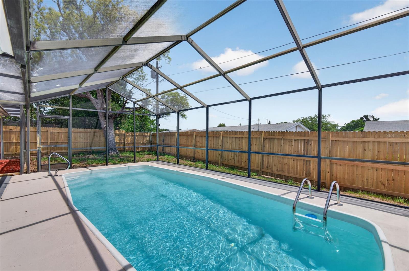 BEACON SQUARE - Residential