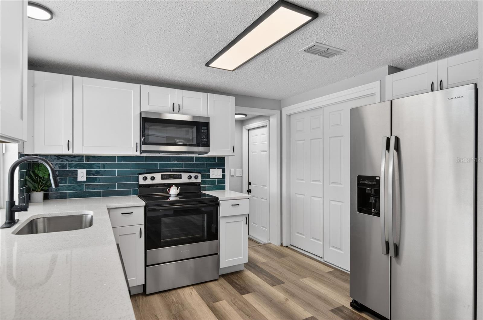 BEACON SQUARE - Residential