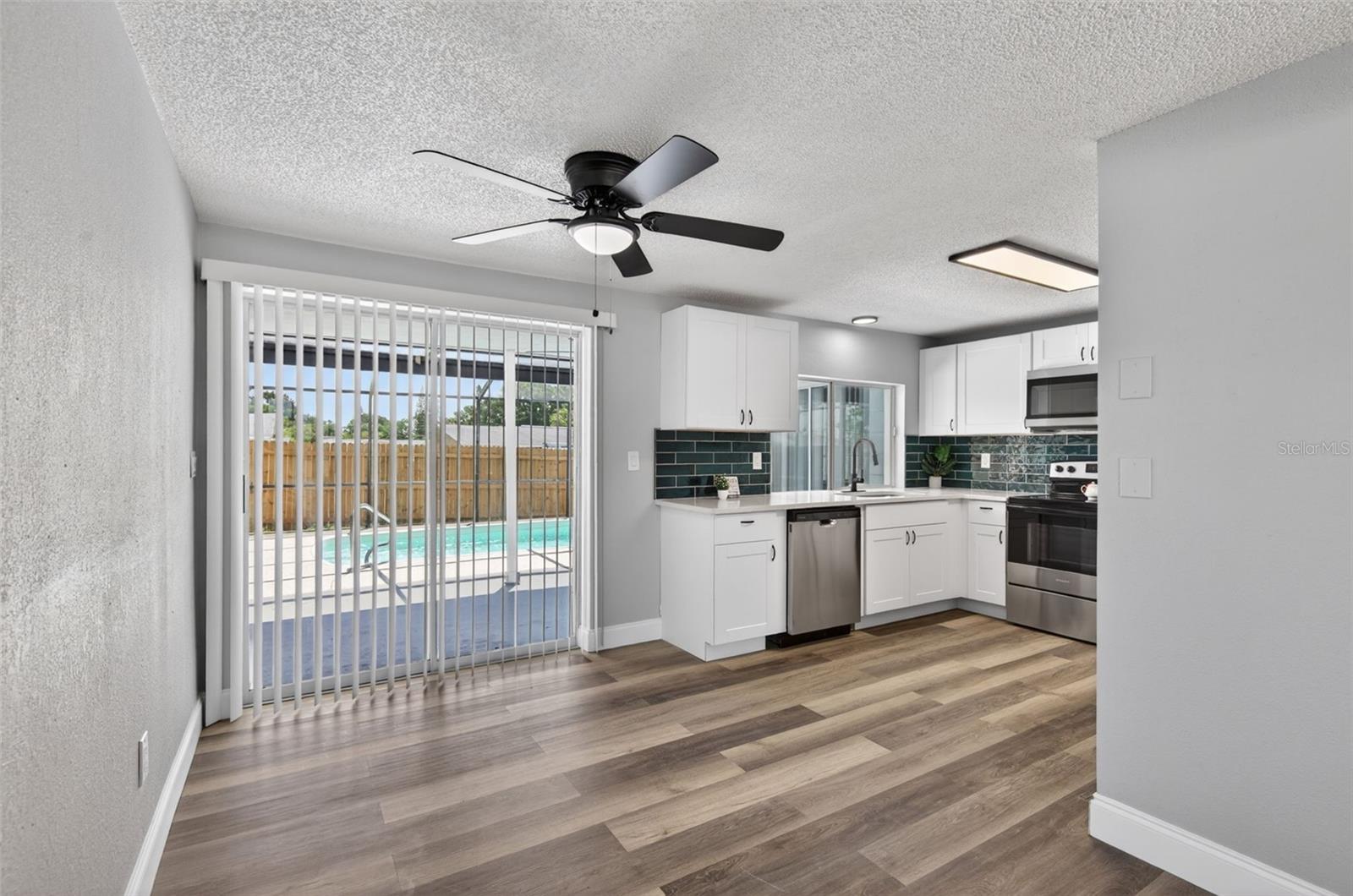 BEACON SQUARE - Residential