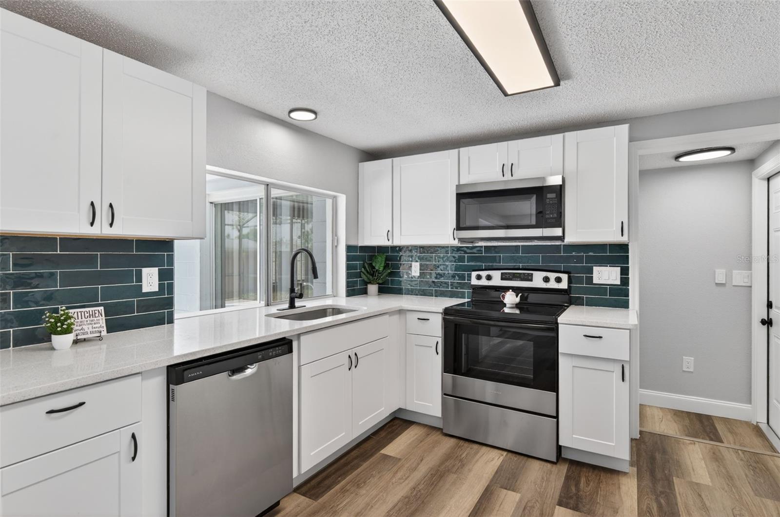 BEACON SQUARE - Residential