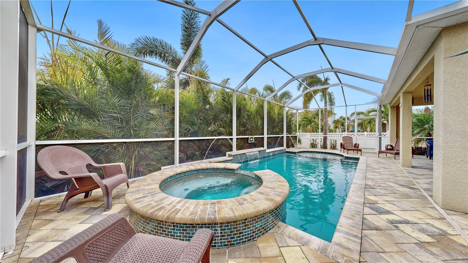 5230 ADMIRAL POINTE DRIVE