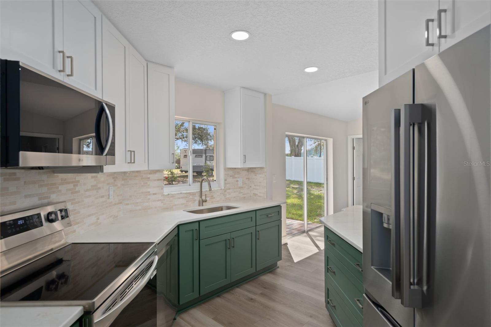 SPRING HILL - Residential