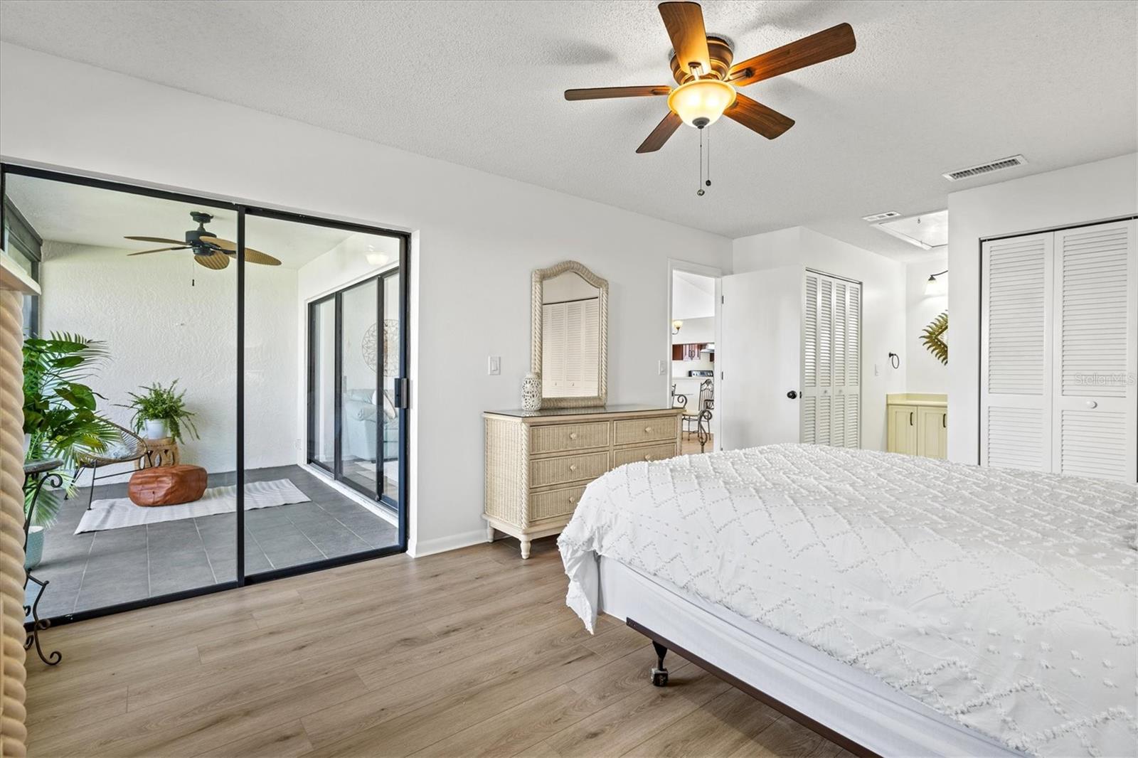 SOMERSET - Residential