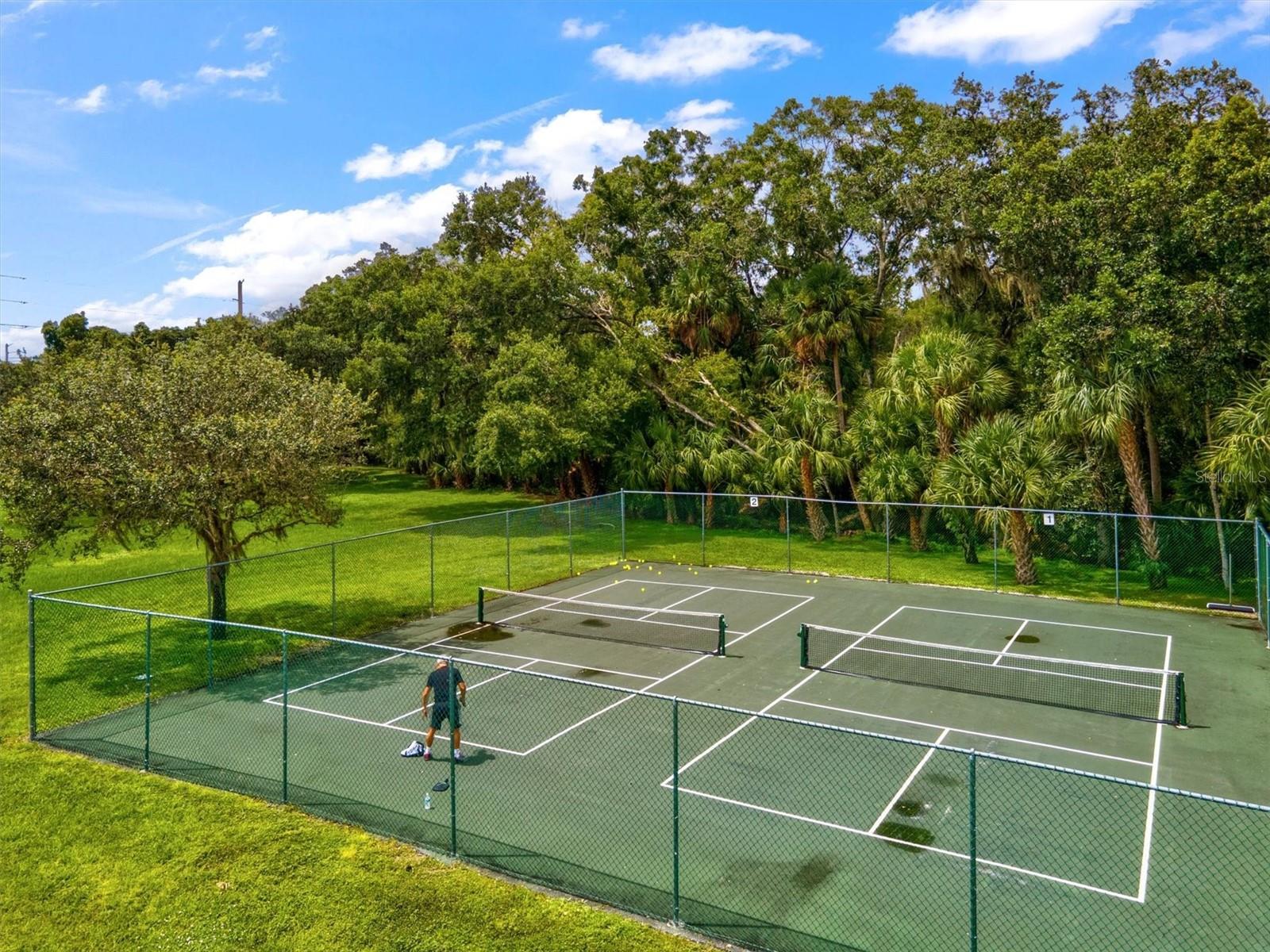 SOMERSET - Residential