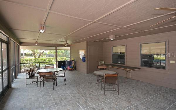 WOODLAKE VILLAS AT PALM-AIRE II&IV - Residential Lease