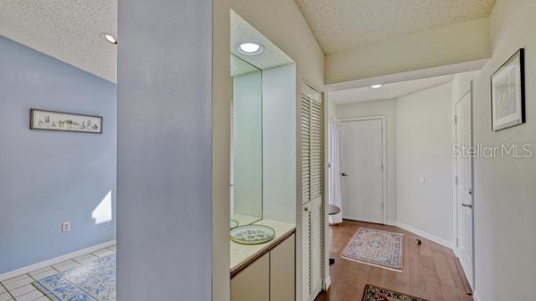 WOODLAKE VILLAS AT PALM-AIRE II&IV - Residential Lease
