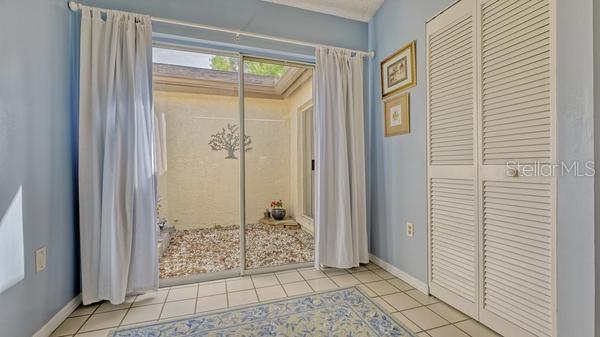 WOODLAKE VILLAS AT PALM-AIRE II&IV - Residential Lease