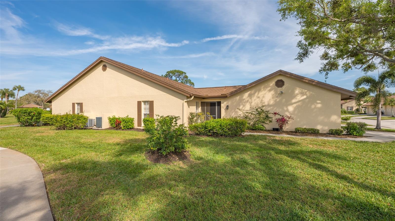 WOODLAKE VILLAS AT PALM-AIRE II&IV - Residential Lease