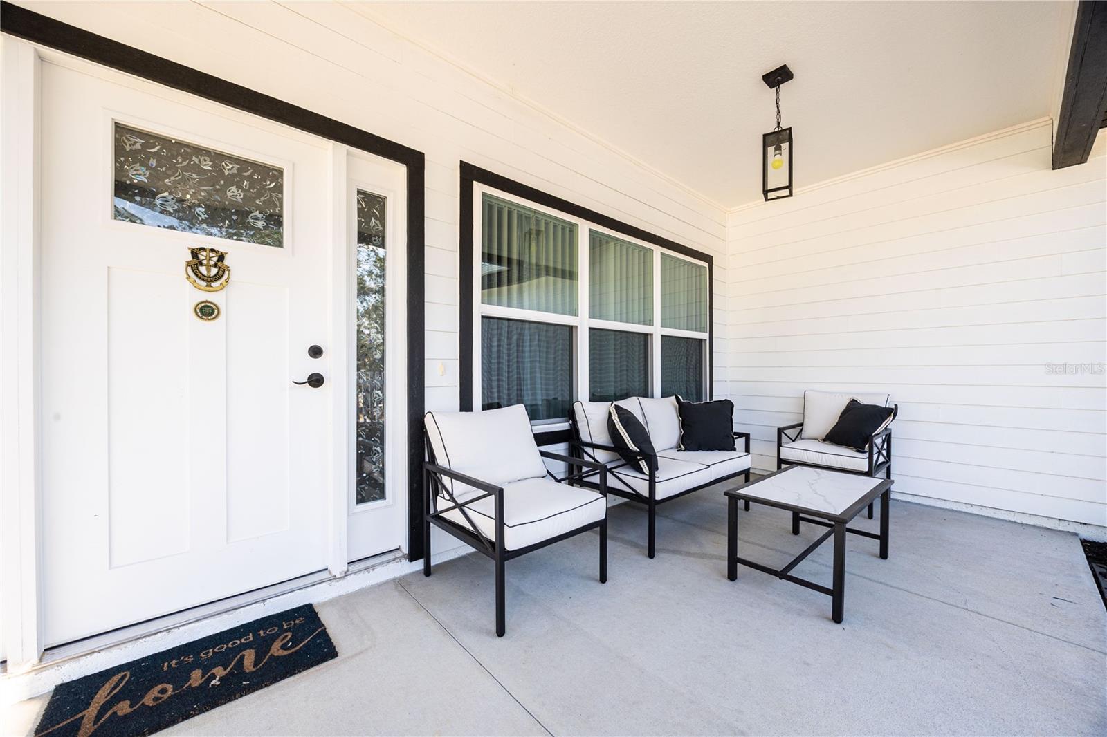 WHISPERING OAKS - Residential