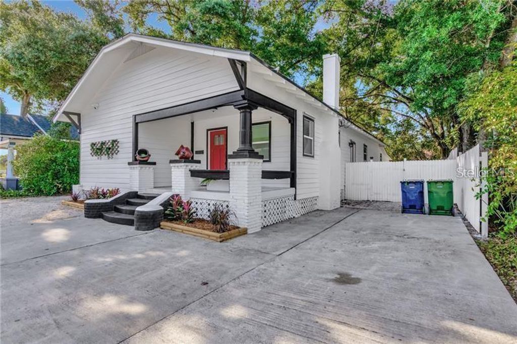 Photo of 705 E Plymouth Street, Tampa, FL 33603 (MLS # TB8475587)