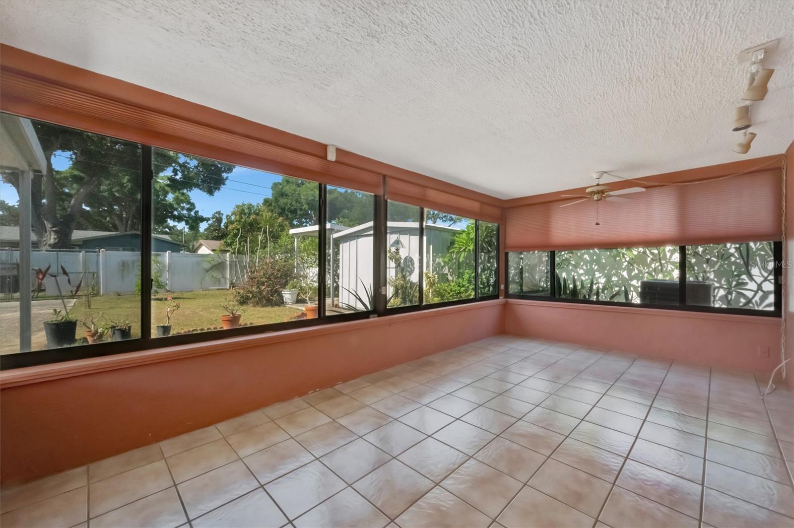 OAK RIDGE ESTATES REP OF BLK 23 - Residential