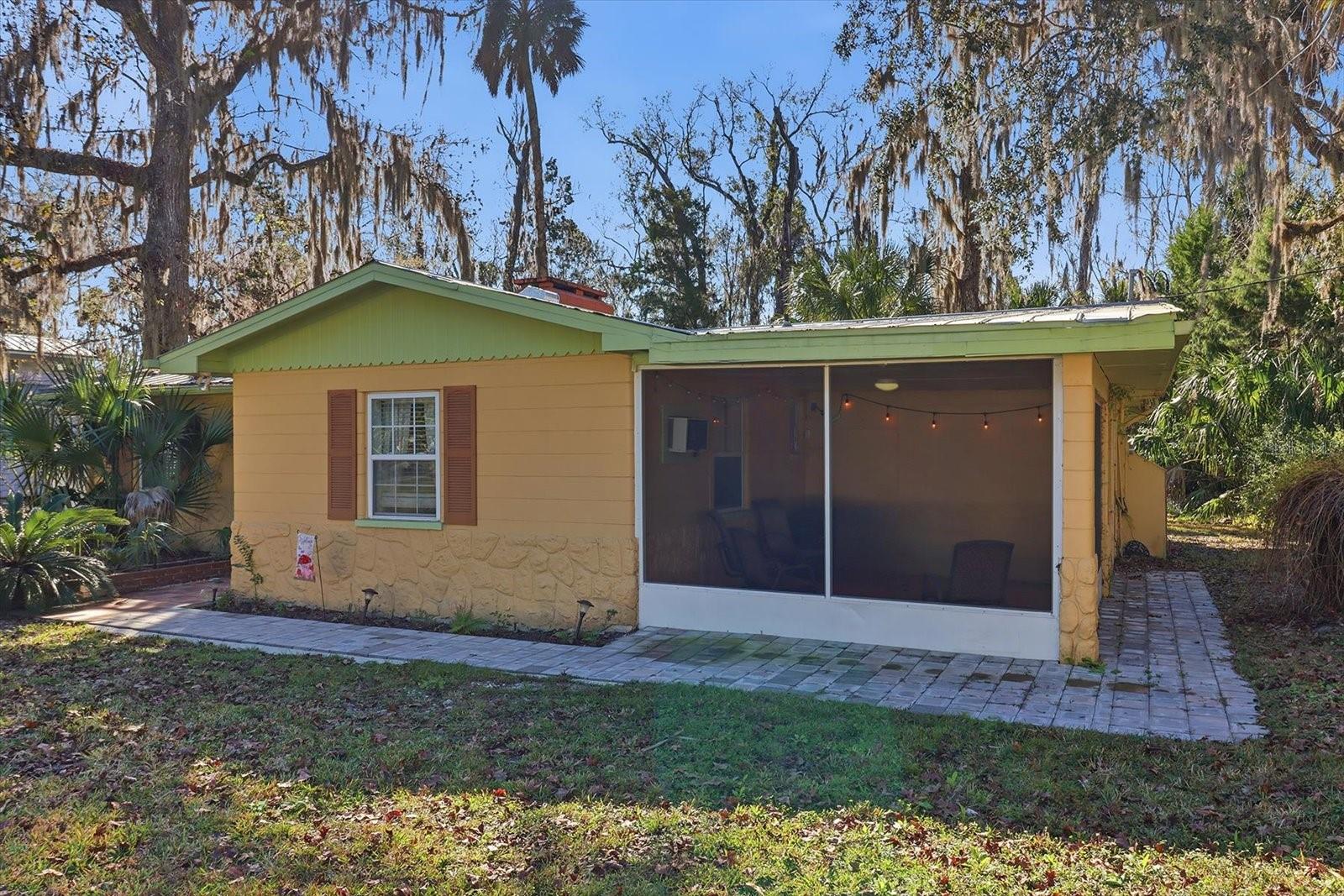 BLUE SPGS PARK HADLEYS HIDEAWAY HOMOSASSA - Residential