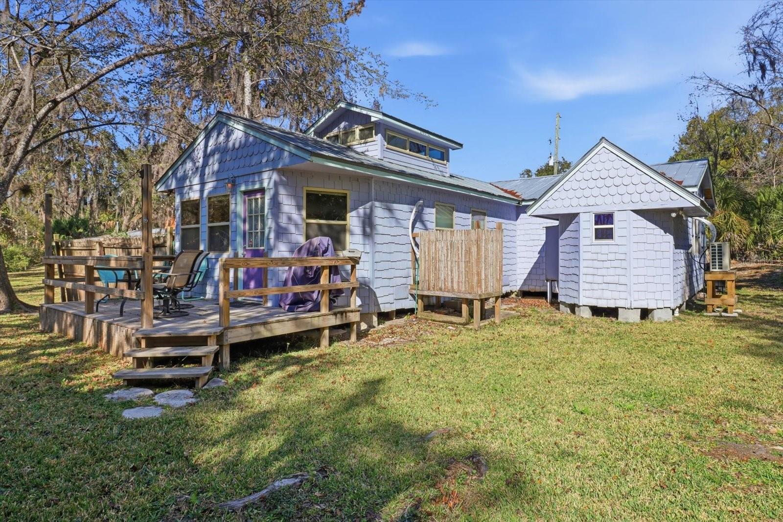 BLUE SPGS PARK HADLEYS HIDEAWAY HOMOSASSA - Residential