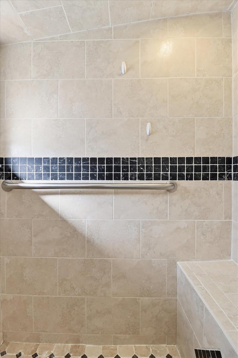 BLUE SPGS PARK HADLEYS HIDEAWAY HOMOSASSA - Residential