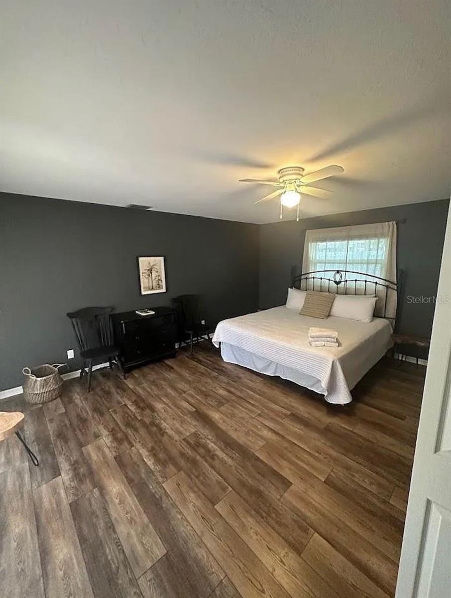 NORWOOD PARK - Residential