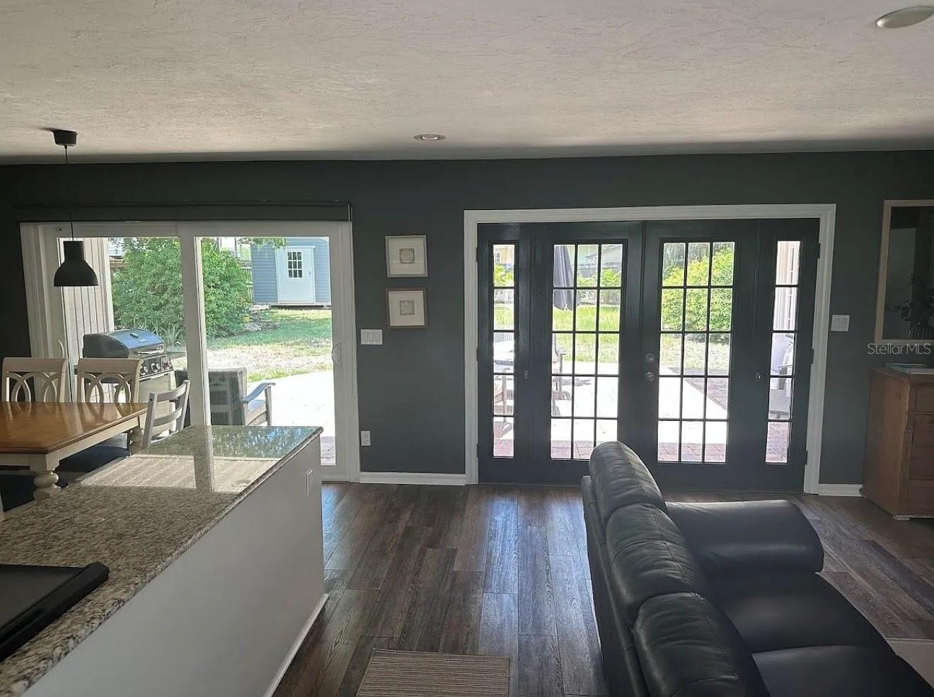 NORWOOD PARK - Residential