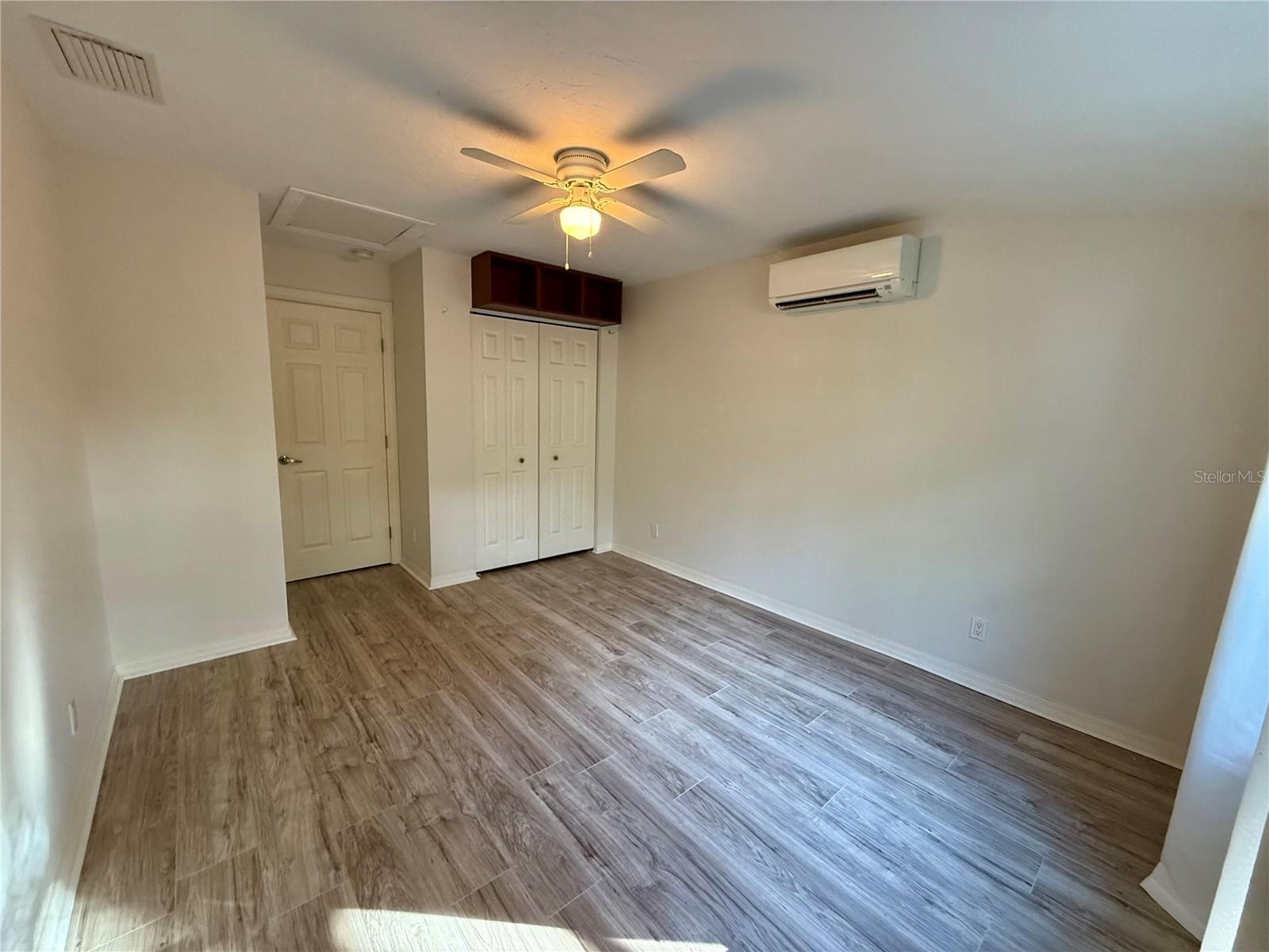 NORWOOD PARK - Residential